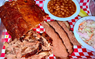 BBQ Restaurant & Full Bar – Profitable, Turnkey Operation