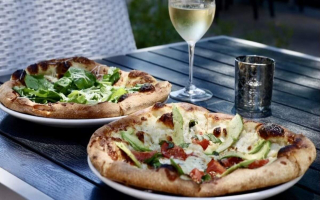 Neighborhood Pizza Restaurant & Bar