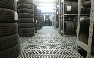 Established Commercial and Retail Tire Service Business 59691