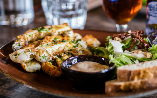 Fully Equipped Restaurant For Sale - Keep or convert to any Concept!