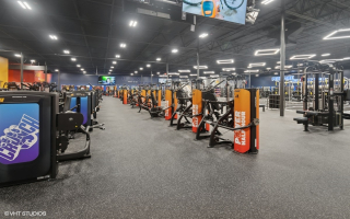 Crunch Fitness Opportunity in Los Angeles County