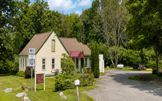 RI Turnkey Restaurant & Real Estate on 6 Acres