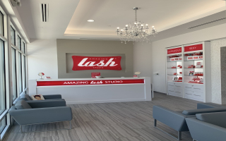 Melbourne: Absentee, 350 Members-Amazing Lash Studio