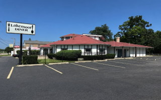 5,200 SqFt Freestanding Restaurant Lakemoor, IL!