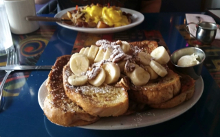 Longstanding Hugely Popular Café Chicago, IL