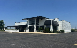 Freestanding Restaurant & Bar Merrillville, IN