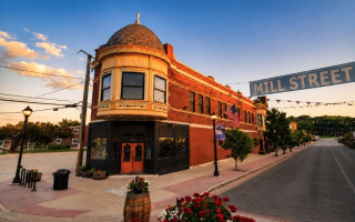 Turnkey Landmark Bar & Restaurant + Beer Garden
