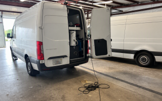 Mobile groomer - 2 MB Vans, 3 Groomers, Admin/Mgr