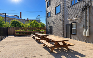 1,600 SqFt Restaurant w/1,000 SqFt Patio-Logan Sq!