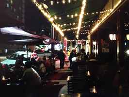 famous Sports Bar&Grill Boutique Hotel and cafe