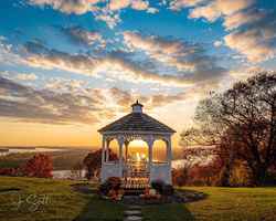 Huge Price Reduction Landmark Inn and Cottages
