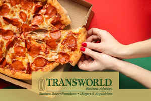 Pizza Shop On Busy Tourist Road Near Attractions!