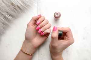 Glamorous Nail and Spa in High-End Neighborhood