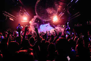 Restaurant&Nightclub in Popular Orange County City