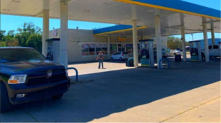 Beautiful Gas Station near Greenville, MS!