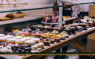 Iconic Gluten-Free Bakery Brand