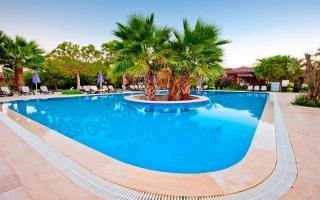 Commercial Pool Water Treatment Business