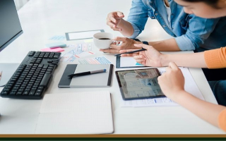 Absentee Run- Boutique Marketing Agency