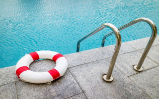 Residential & Commercial Pool Services & Supplies