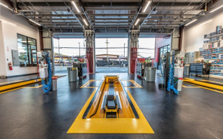 Oil Changer Franchise Resale with Property