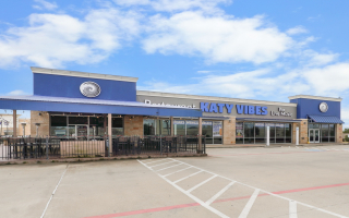 Established Katy Restaurant & Bar For Sale