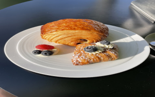 Casual Dessert Shop and Bakery for Sale!!