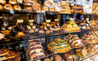 Wholesale Sweets Manufacturing Business W/RE Wholesale Sweets Manufacturing Business W/RE