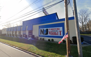 Famous Furniture Store Only $400k down with $350k 