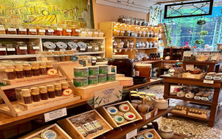 Well-Established Spice Retail Shop!