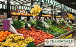 Vibrant market and restaurant in the heart of town