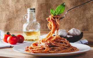 Premier Restaurant & Bar with Trophy Property 