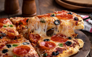 Four Profitable Franchise Pizza Restaurants for Sale!