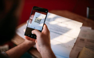 Top iOS QR Code Reader App with 7 Years of History