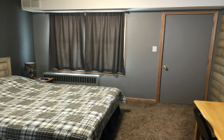 927 S Hwy 52: Motel-12 Rooms