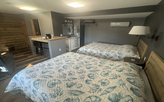 927 S Hwy 52: Motel-12 Rooms