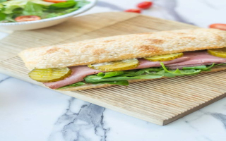 North Dallas Deli Excellent Location - 28 years