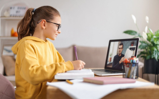  Education with Specialized Edtech Website