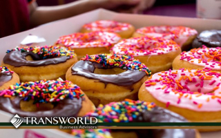 Hot Mochi Donut & Boba Cafe – High-Traffic