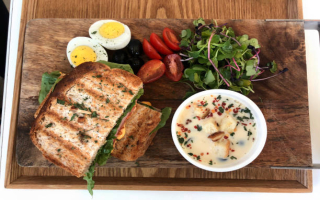 $1.7 Million in Sales! Upscale Franchise for Sale! $170K for Owner!!