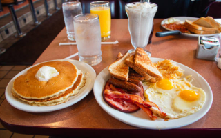 Franchise Breakfast Restaurant for Sale in Wichita with $765K Sales