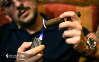 Turnkey Smoke Shop w/Humidor