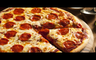 Pizzeria grossing $25,000 per week with below mark