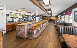 ICONIC, PROFITABLE RESTAURANT FOR SALE