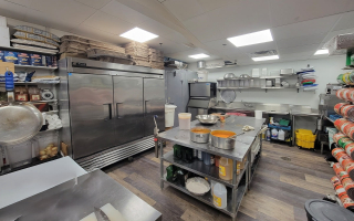 Pizza restaurant for sale