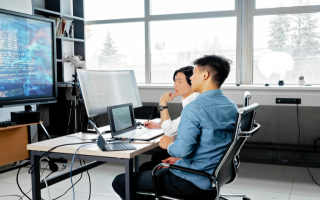 Software Development & Consulting Agency Software Development & Consulting Agency