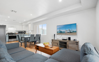 Turnkey Airbnb Business 3 Adjacent Homes 15 Rooms