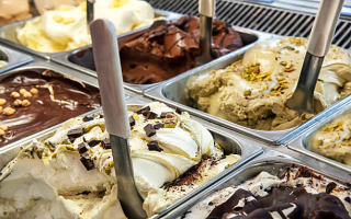 Profitable Franchise Ice Cream Business for Sale! Centennial Park! Profitable Franchise Ice Cream Business for Sale! Centennial Park!