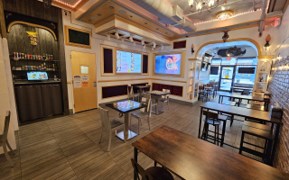 Turnkey beautiful restaurant in prime