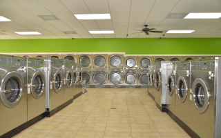 Semi-Absentee Laundromat - NC