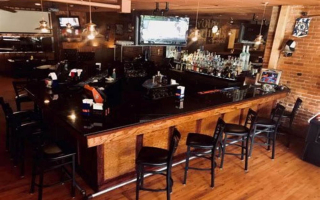 Highly regarded bar & restaurant for sale w/liquor license Highly regarded bar & restaurant for sale w/liquor license